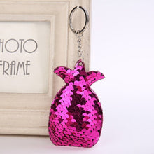 Load image into Gallery viewer, Cute Women Heart Keychain