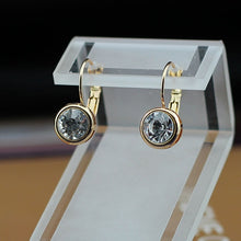 Load image into Gallery viewer, Miss Lady Gold color Crystal